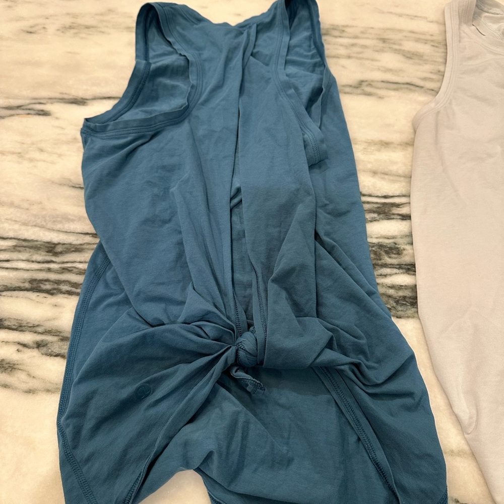 Set of 2 Lululemon athletica Tank Tops